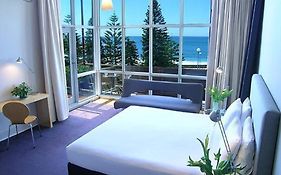 Dive Hotel Coogee
